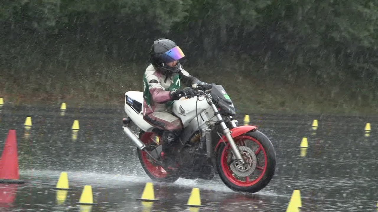 2017 10 29 Dunlop Moto Gymkhana Lady Nakajima 選手 NSR250R h 1 & h 2