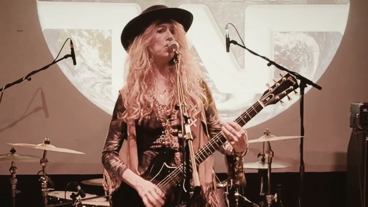 Mount Mary (live): Diamonds of a Fool ,2.2.2024