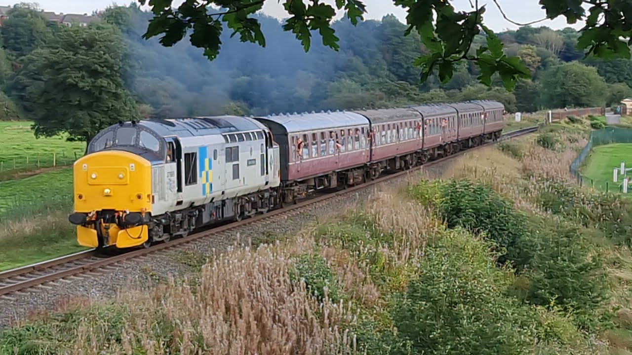 37688 departing Burrs Country Park with thrash 18/09/21