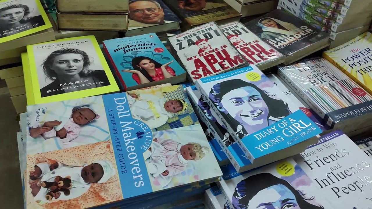 Book sale by Ideal book's Dadar, Mumbai. (70 INR Marathi book, 100 INR any English book)