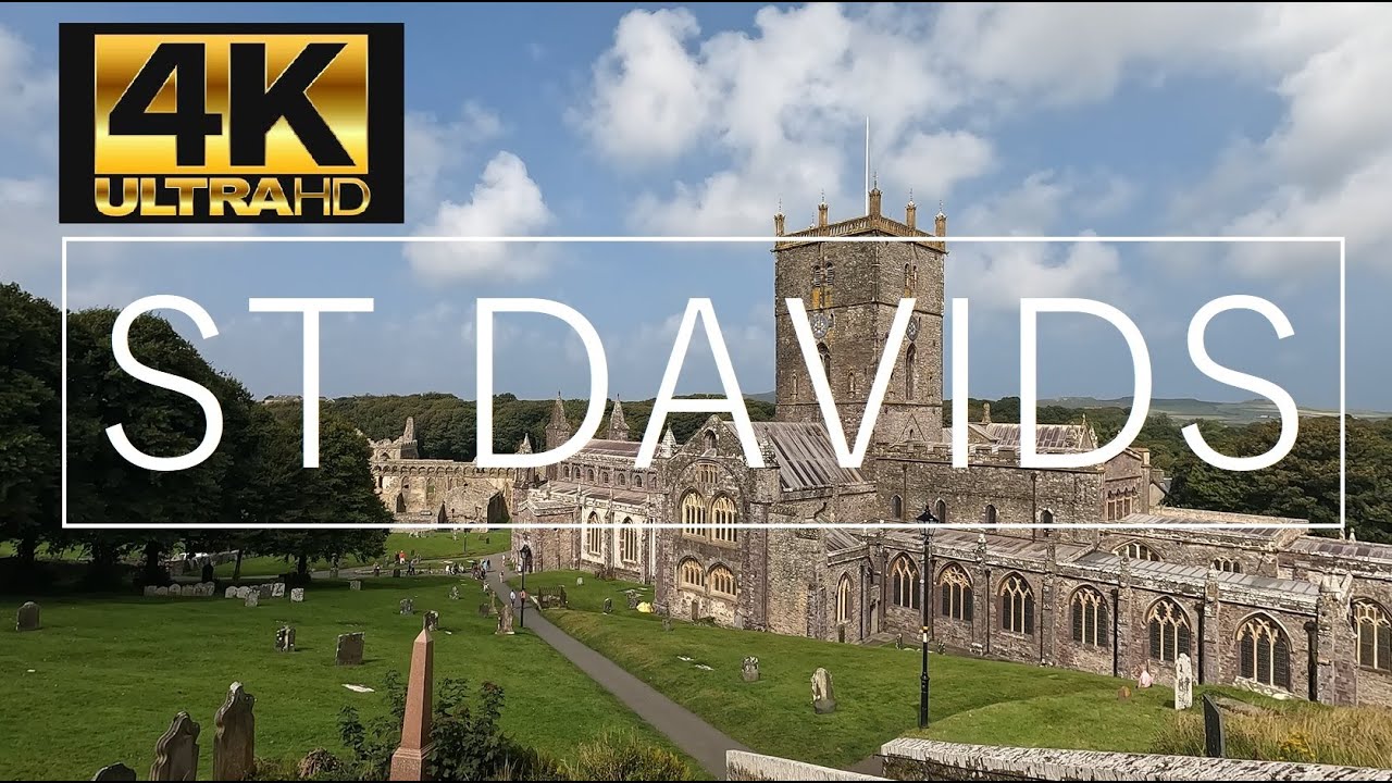 ST DAVIDS, WALES - UNITED KINGDOM [1 Hour Walking Tour in 4K]
