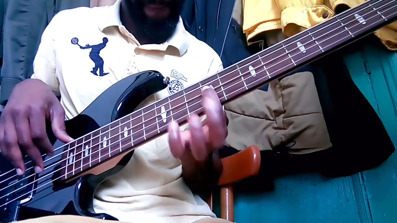 cours de guitare basse : Jouer la chanson du groupe trompette