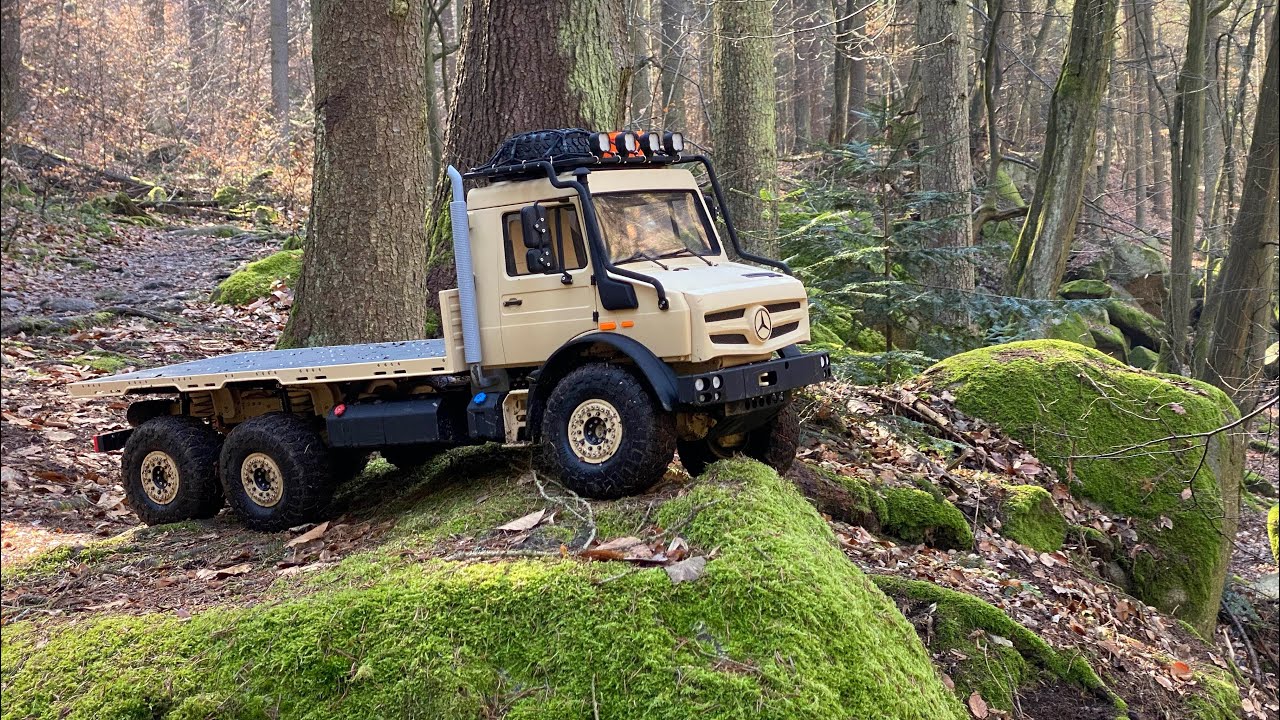 Šembera valley with 3D printed Unimog by Casadio