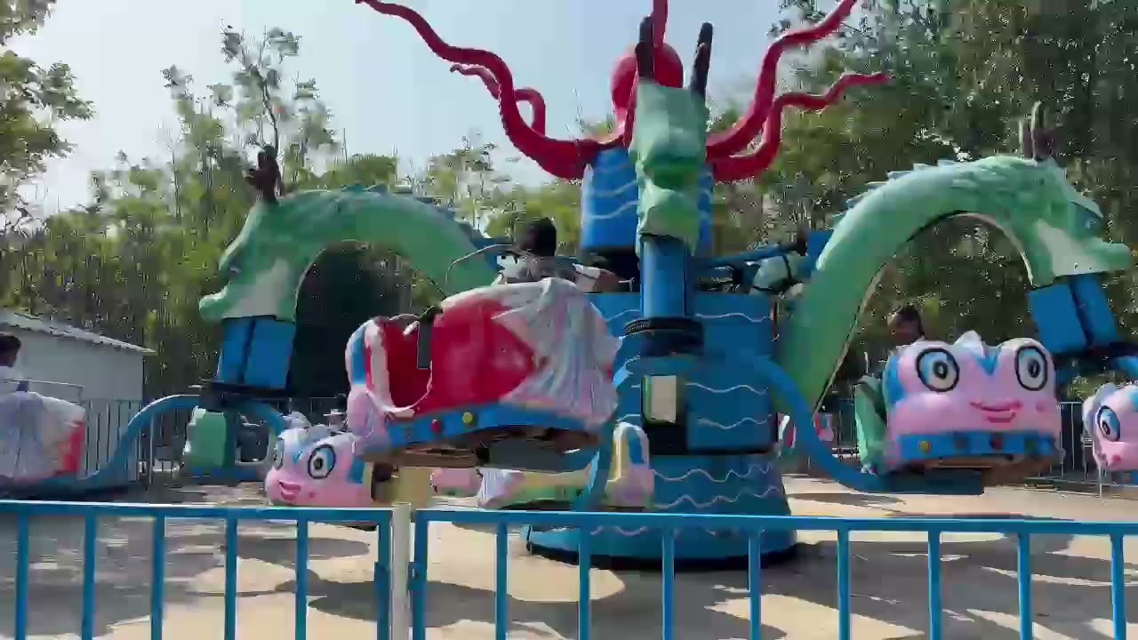 Wildwaters లో ఆక్స్ ఫర్డ్ విద్యార్థుల పిక్నిక్