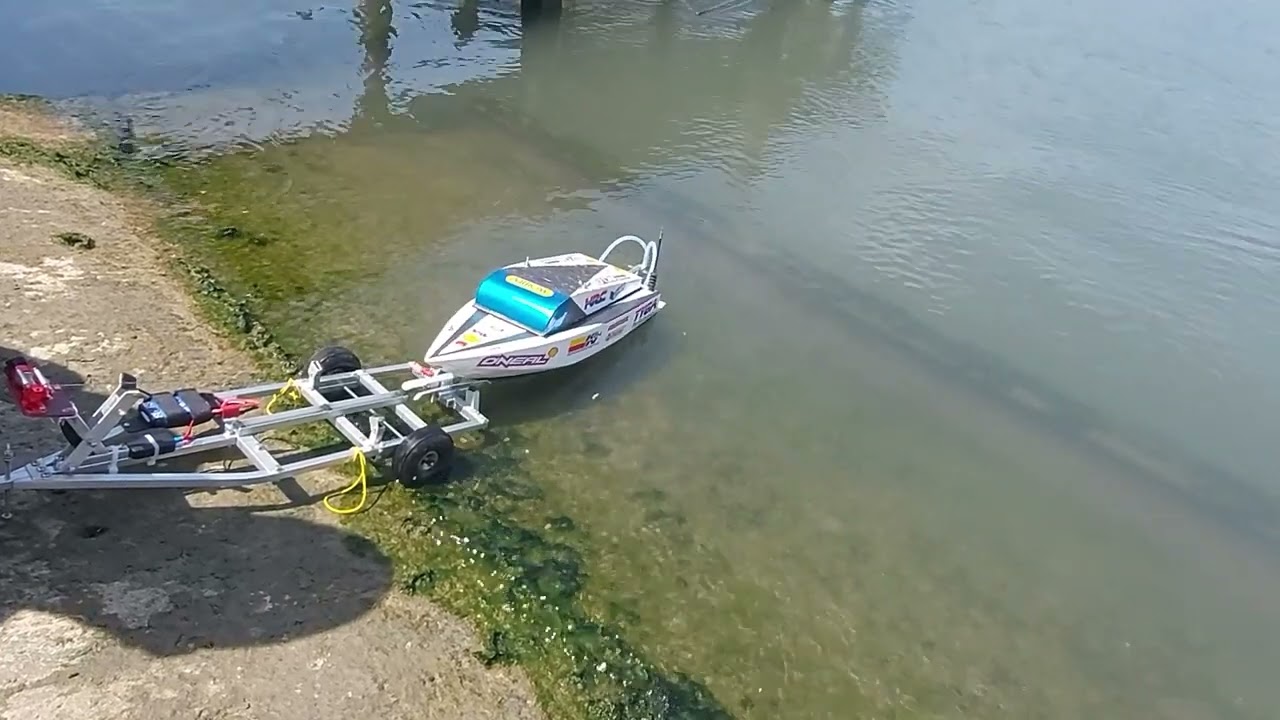 Varo e alaggio barca rc
