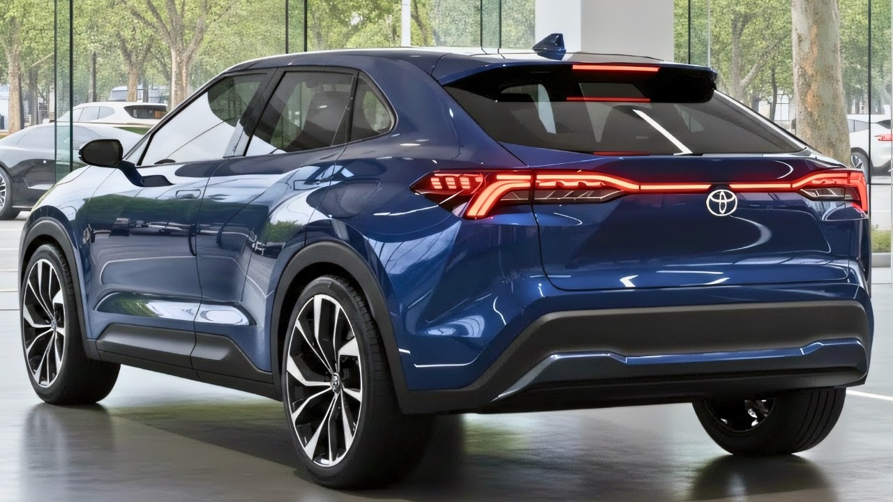 Первый взгляд на Toyota Corolla Cross 2027 года — потрясающий новый дизайн...