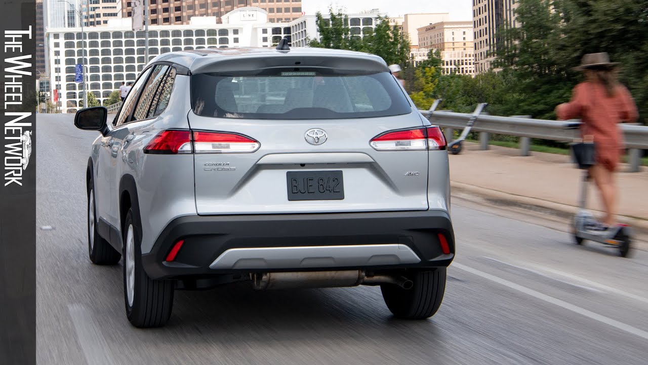 2022 Toyota Corolla Cross L | Sonic Silver (US Spec)