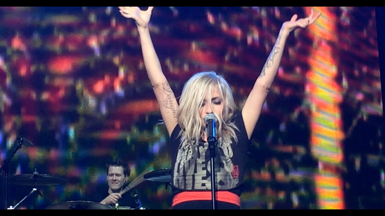 Lacey Sturm - All Around Me live 8/16/14