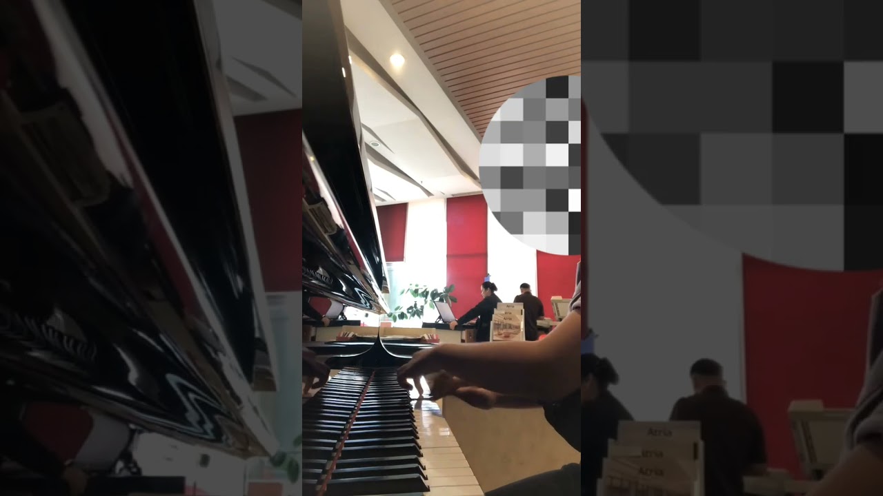 Liebestraum No. 3 cover by me with a public piano
