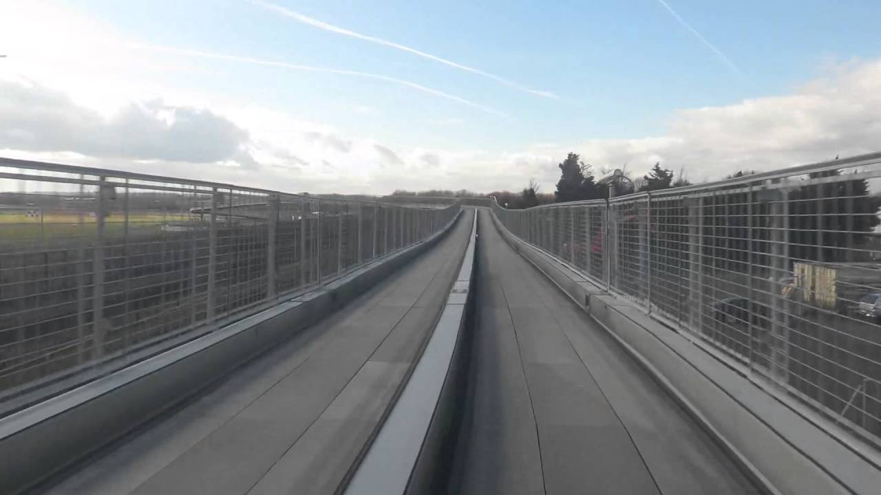 Heathrow Express POD taxi journey from business parking A to terminal 5