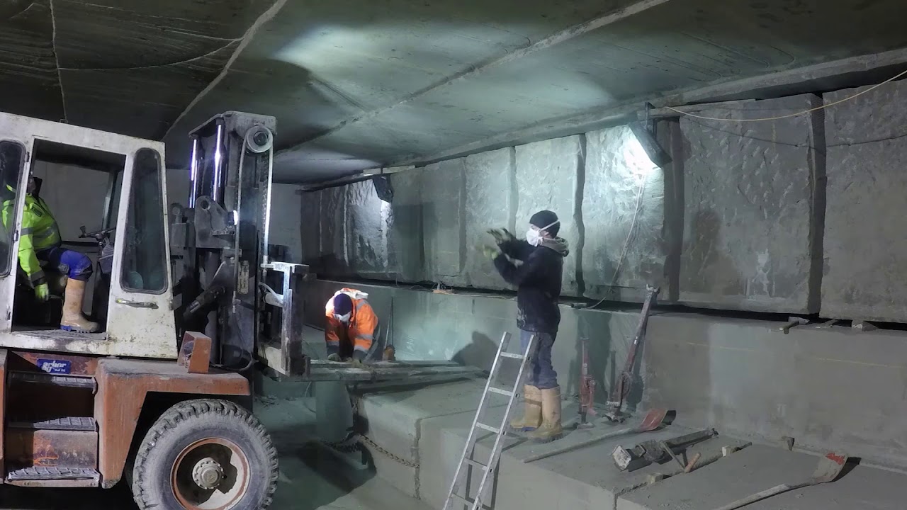 Steinbruch im Krauchthal: Abbau von Berner Sandstein - Timelaps