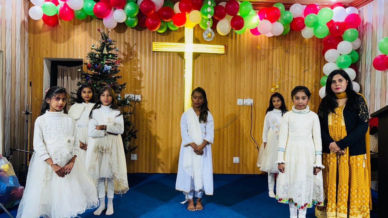 Kaun hai Rajaon ka Raja #Hindi Christian song#christmas tablo