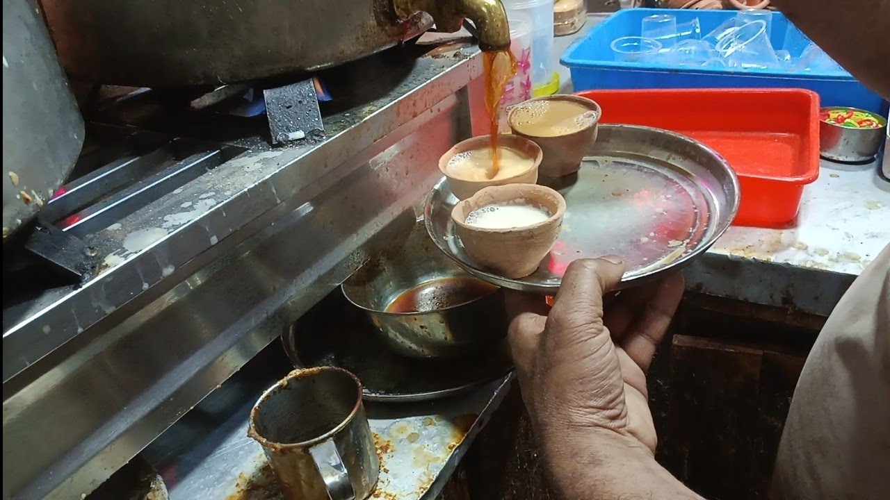 Hyderabad Famous Irani Chai in Kolkata kaisa laga ? 🤔😋 | Ramzan Vlogs | New Vlog Video 