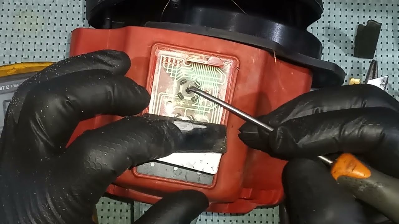 Hilti rotating laser PR 30-HVS repair, doesn't turn on.