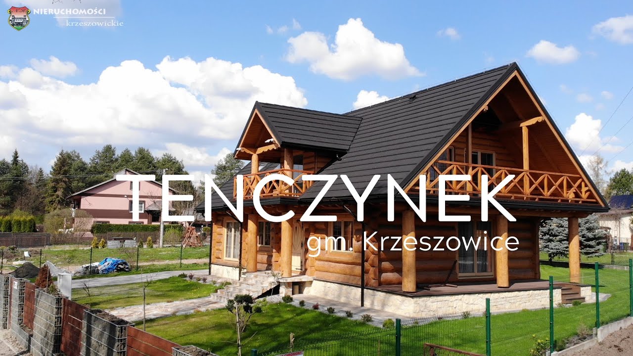 "Inteligentny" dom w Tenczynku z grubych bali drewnianych