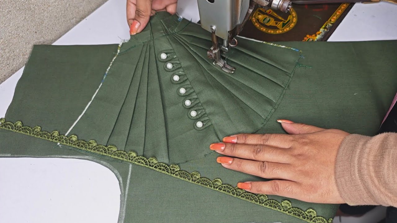 Lahore Pakistan ki sabse famous design modern kurti neck 