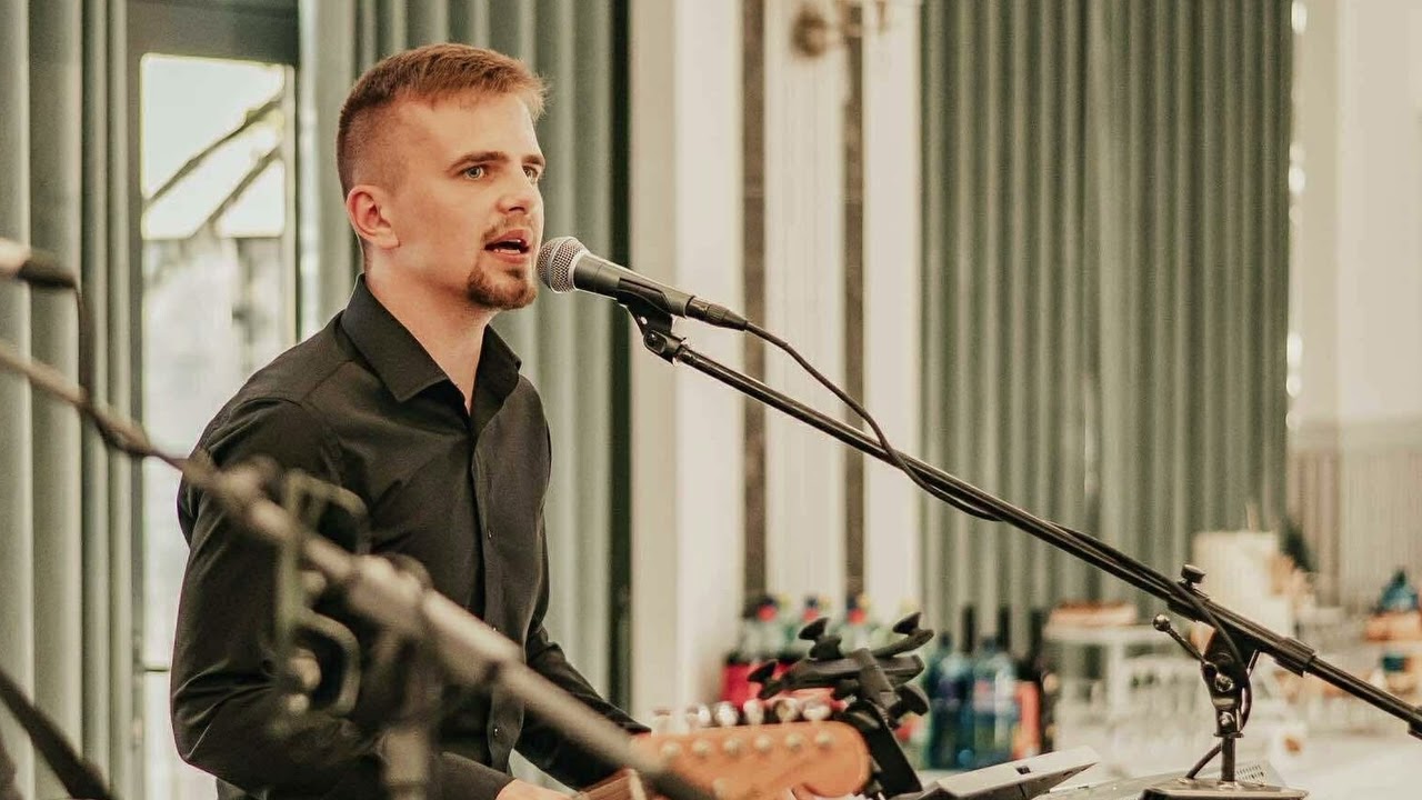 J&uacute;lius &Scaron;tefan&iacute;k - Keď chlapci hraj&uacute;
