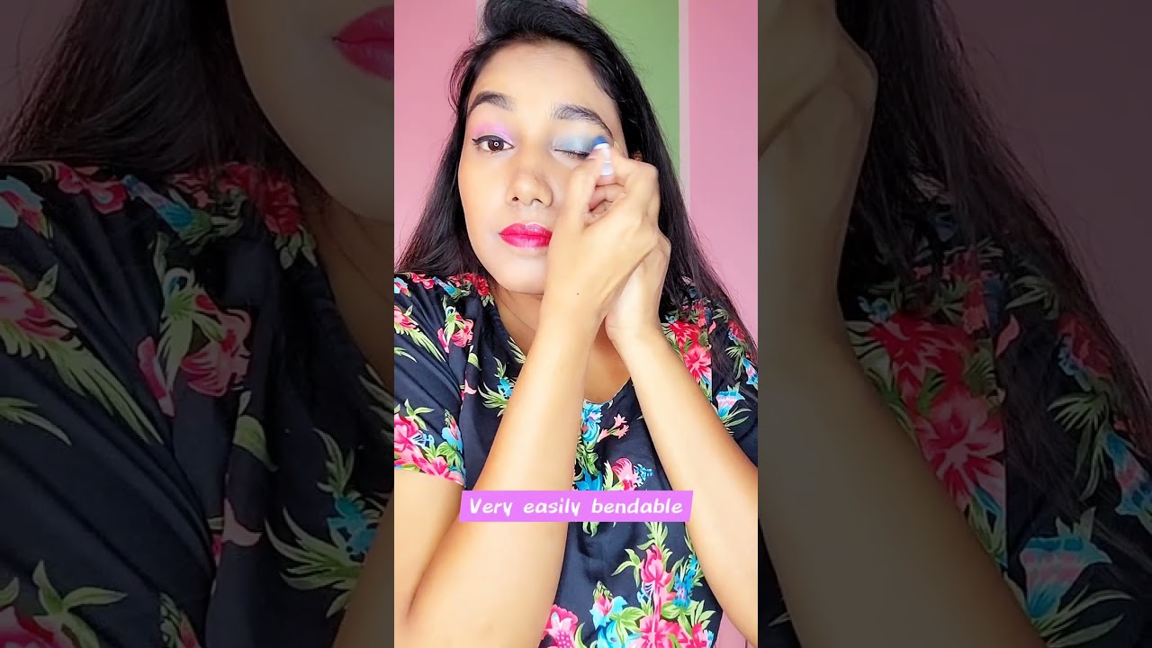 tried these cute mini eyeshadow lidsticks #justherbsindia #youtubepartner #shorts #youtubeshorts
