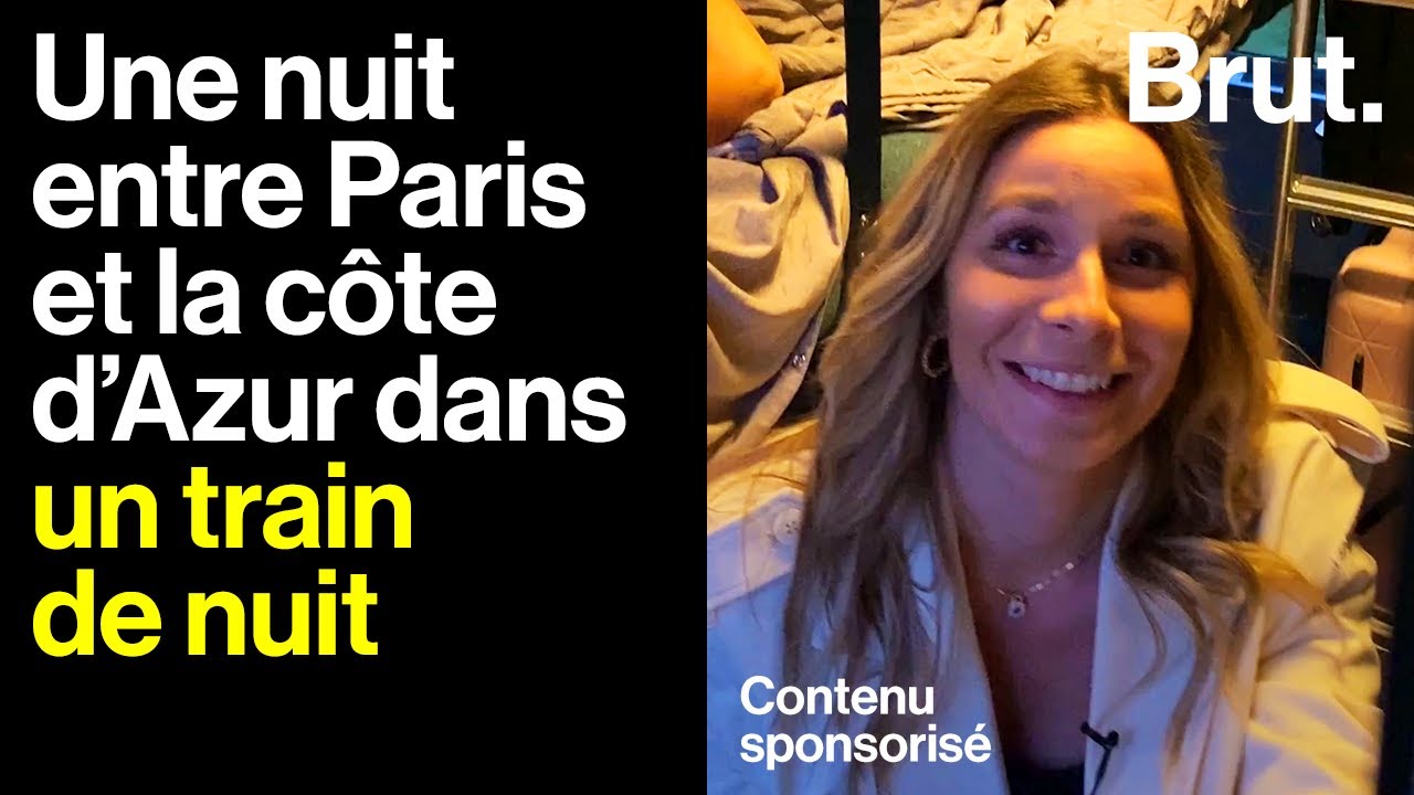 Elle part en vacances par le train de nuit