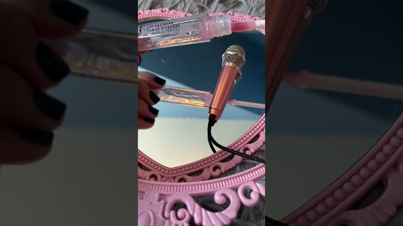 Lipgloss trigger