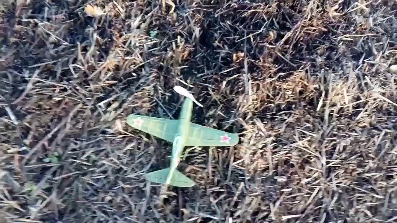 Peanut scale rubber powered mig-3 december flying