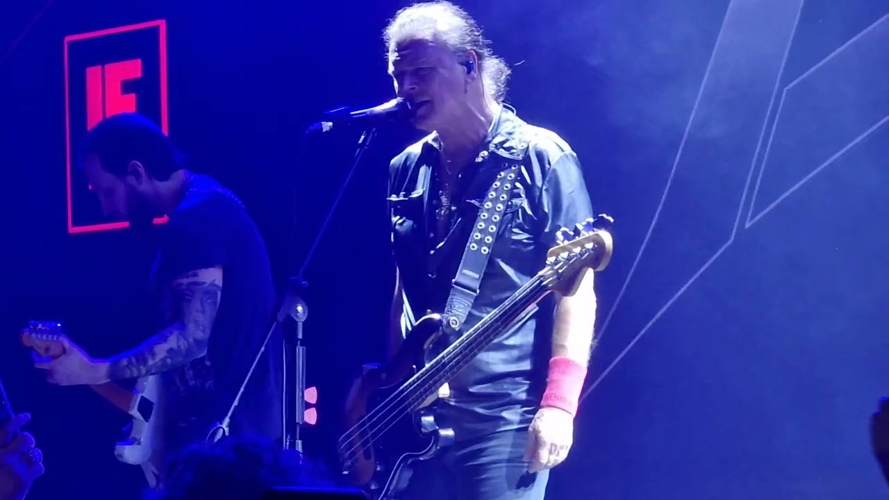 UDO Dirkschnaider&Peter Baltes-Breaking Up Again (live in İstanbul 11.04.2025)