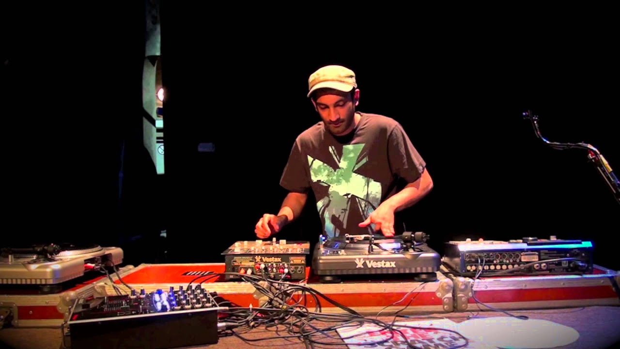 DJ TIGERSTYLE FREESTYLE @ BEAT4BATTLE WORLD CUP 2014