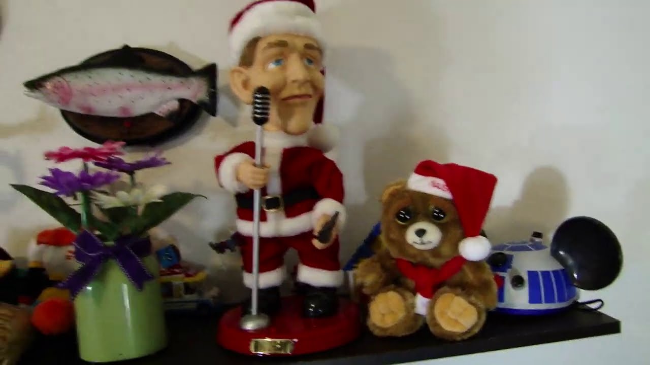 Gemmy Animated Fish Christmas Bing Crosby and Singing Swing Fish Collection Update 2020