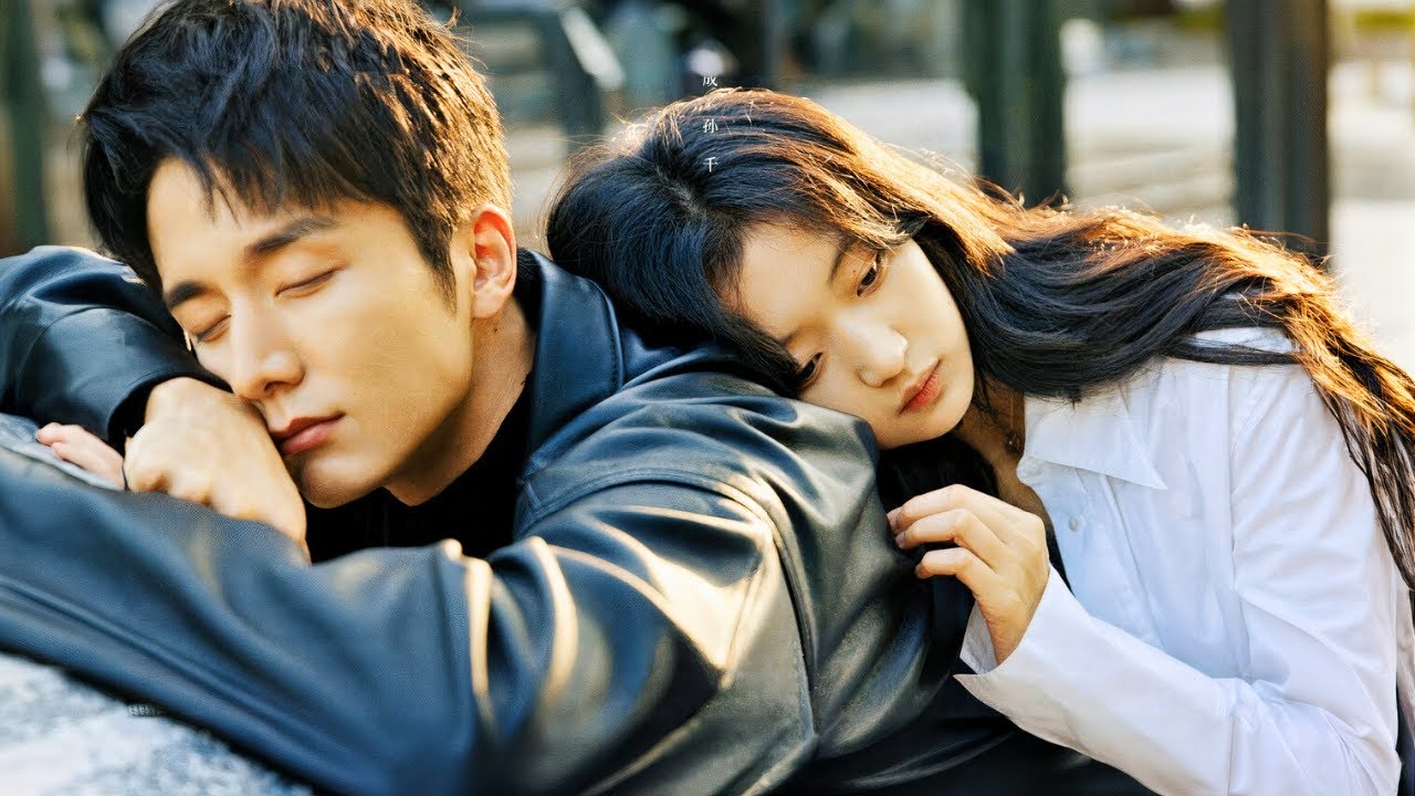 A poor girl unaware this rebellious but kind-hearted cute boy is actually a crazy rich's son