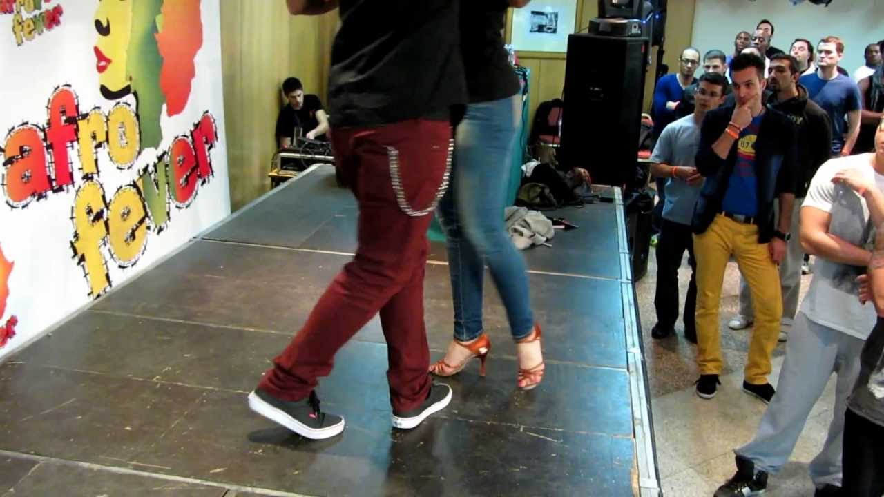ALBIR and SARA explain some details about kizomba steps in AFRO-FEVER 2013