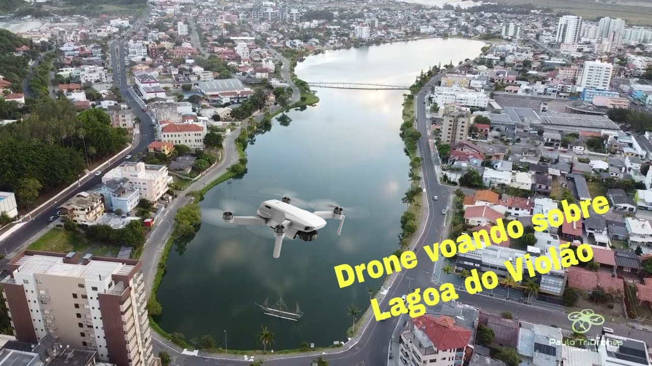 Torres-RS / Lagoa do Violão e Praça da Lagoa olhando de cima com drone - passeios e caminhadas