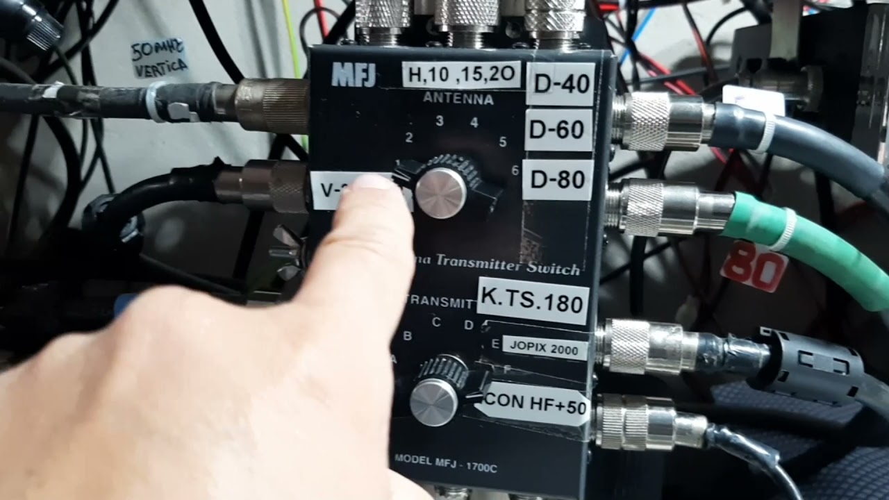 50MHZ DIPOLO MEDIA ONDA POLARIZACION VERTICAL