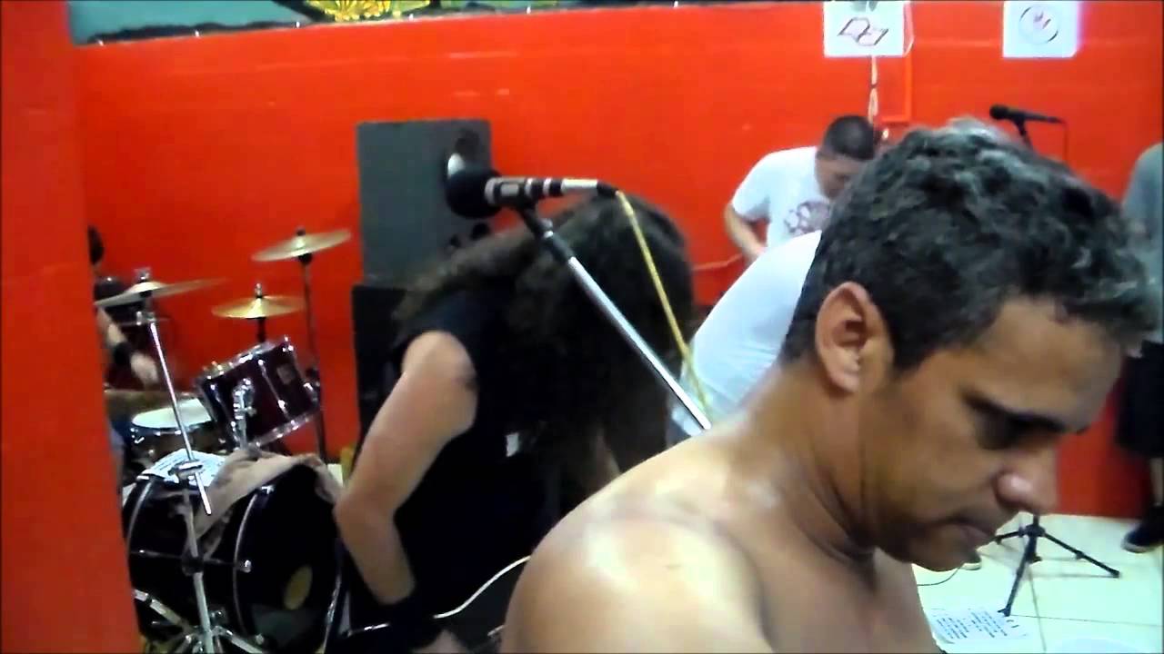 V.E.C.S. -  N&Oacute;IA DE P&Oacute; ( POEIRA MALDITA FEST)