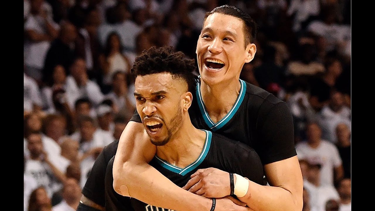Friendship between Jeremy Lin and his Hornets teammates