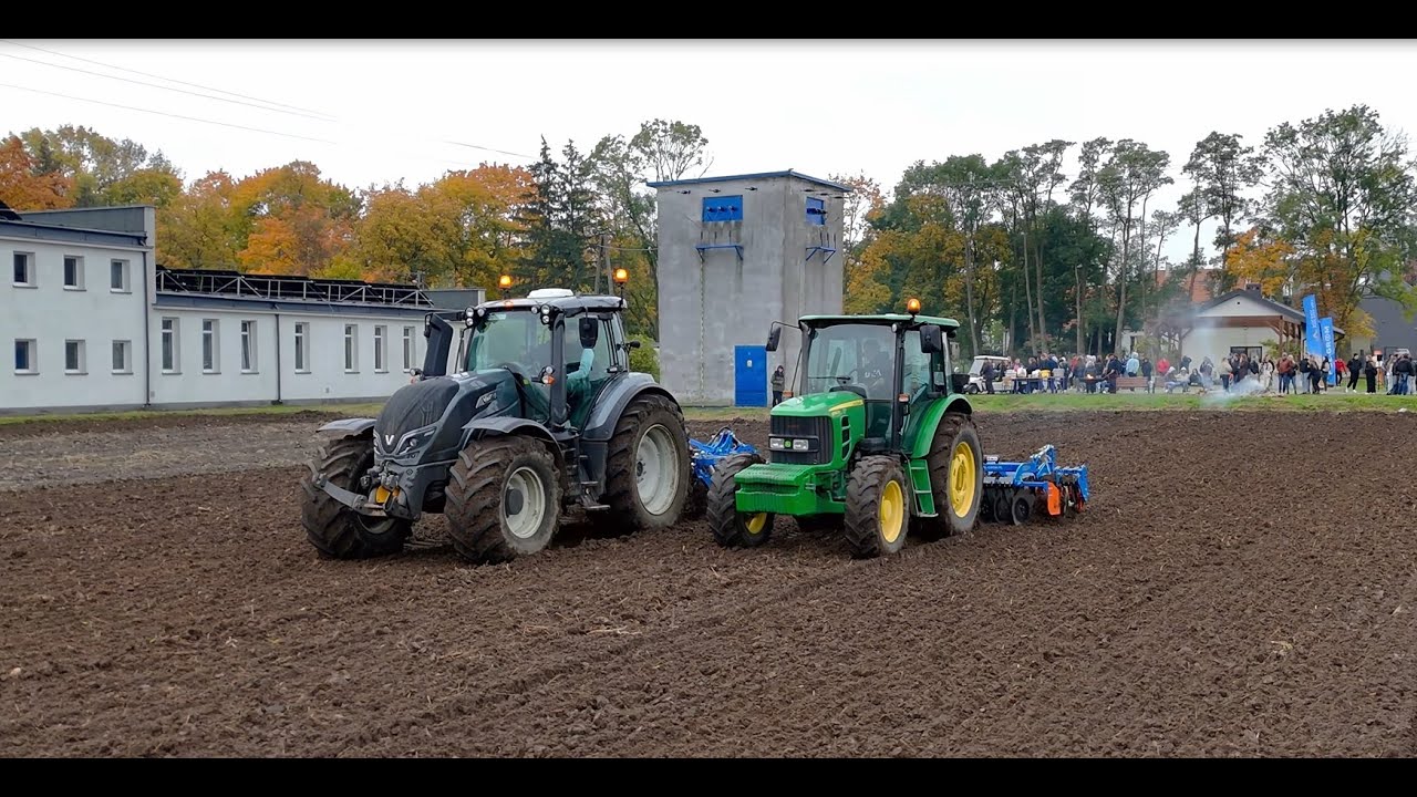 Pokaz polowy maszyn Pol-grom wraz z Valtra oraz John Deere, Zduńska Dąbrowa, ZIMEX
