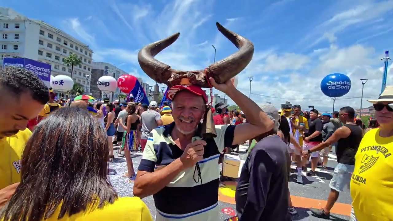 MAIOR BROCO DE CARNAVAL DO MUNDO GALO DA MADRUGADA RECIFE PERNAMBUCO 14/ FEVEREIRO/2026