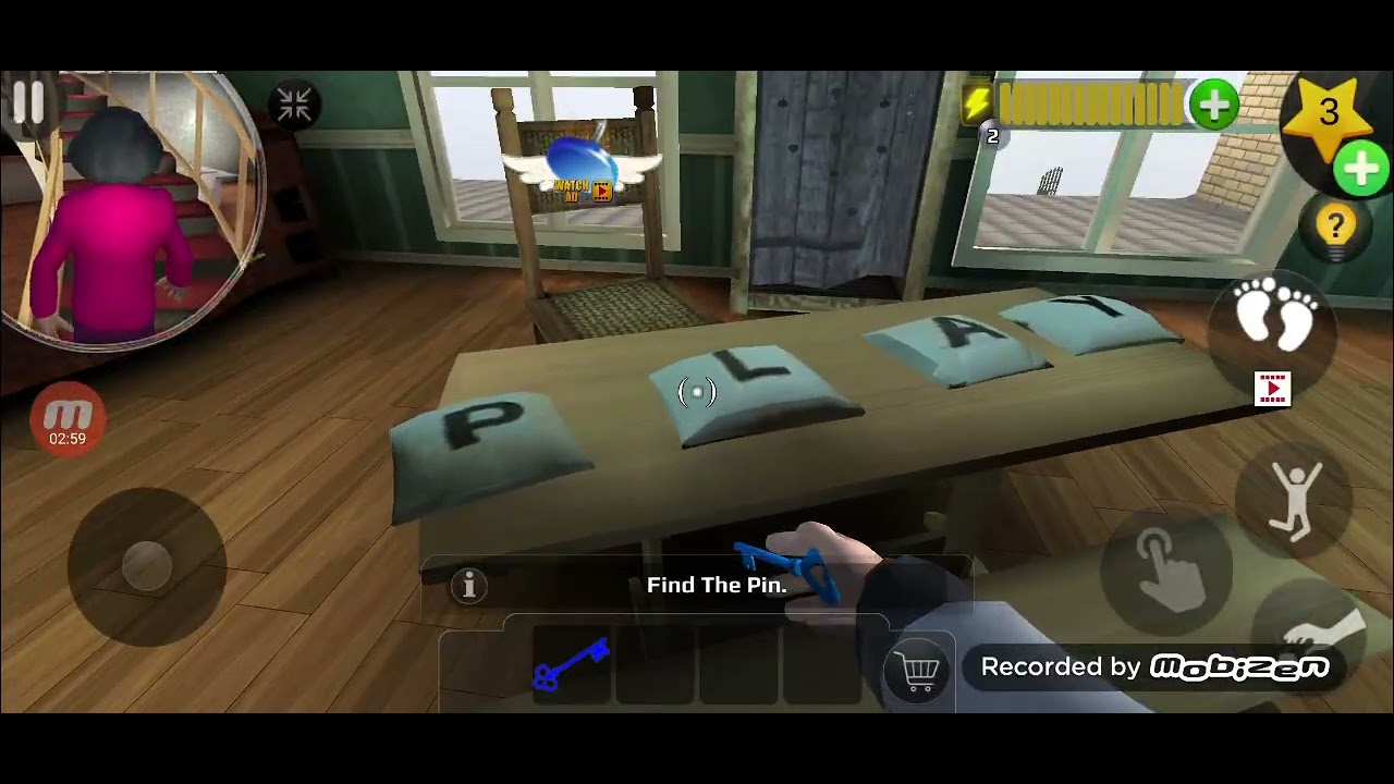 J'essaie d'échapper à une grand-mère sur Scary Tracher 3d