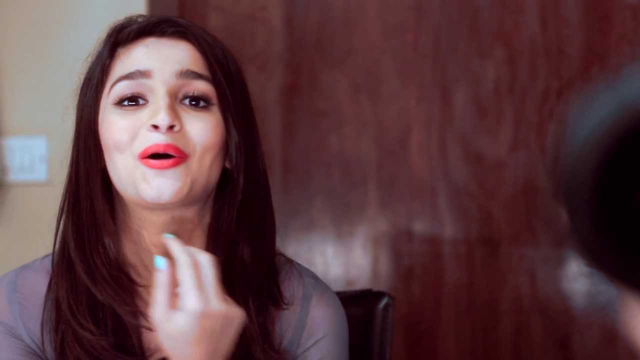 Interview of Alia Bhatt I Lakme Fashion Week Fall-Winter 2013
