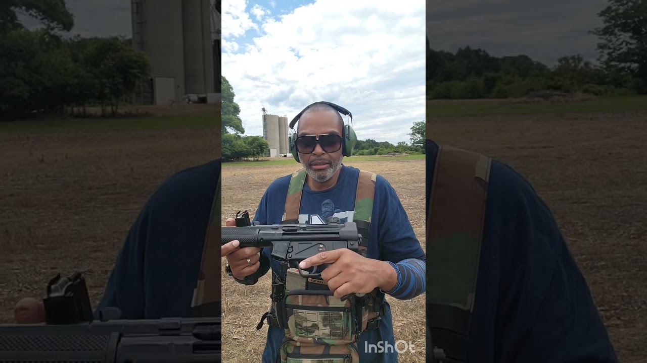 Did @sds_arms fix my MAC5 mp5 clone? 👀👀 💥💢👌🏾 @Steve_MP5