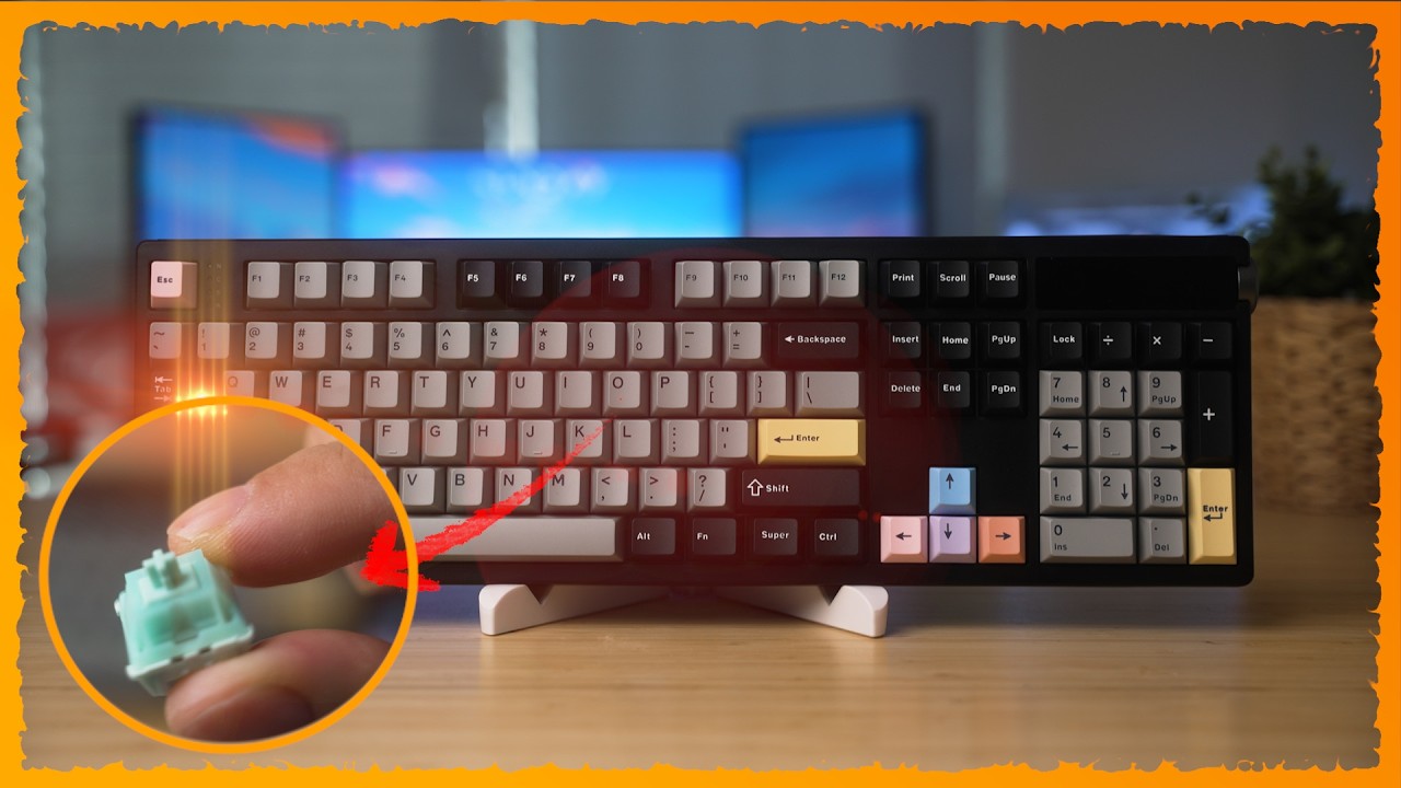 100% 풀사이즈 레이아웃에 TFT 디스플레이와 노브를 탑재한 10,000mAh 배터리를 탑재한 기계식 키보드 #기계식키보드 #mechanicalkeyboard