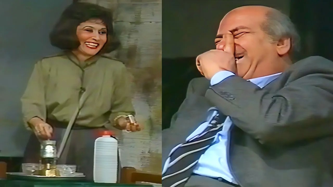 ابداع سهير البابلي فى الخروج عن النص ف مشهد عنق الزجاجة 😂😂 حسن عابدين مش قادر يكمل المشهد من الضحك 🤣