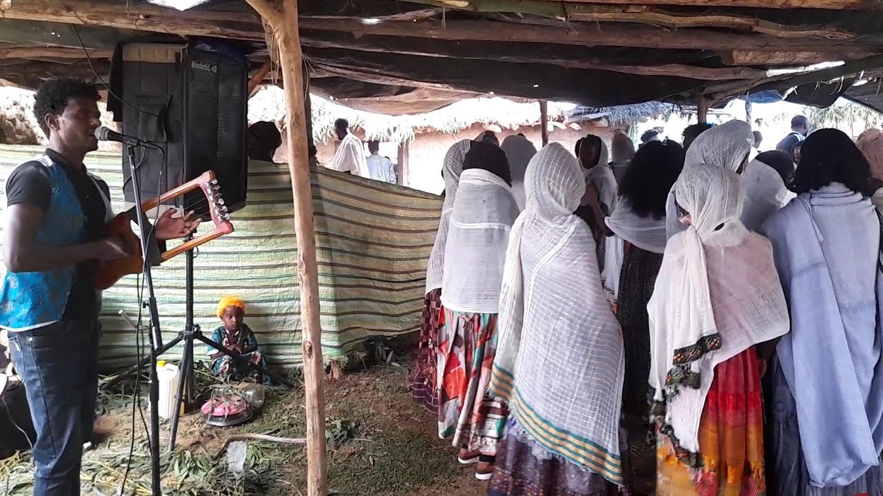 ድምፃዊ ይብራህ ኣረጋይ ዝገረም ድምፂ ዝወነነ ኣብ ሃገረ ሰብ መርዓ ዝዶሮፎ እምበይተ ዓይነይ