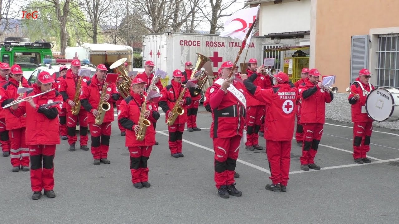 Fanfara Croce Rossa - Inno italiano - Carnevale Ivrea 2019