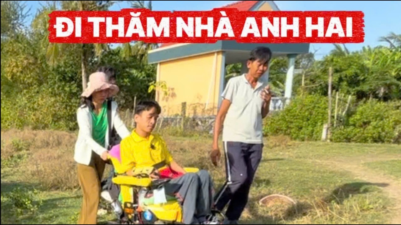 Lái xe lăn vượt qua ruộng vào thăm nhà anh Hai vợ ￼vui quá 