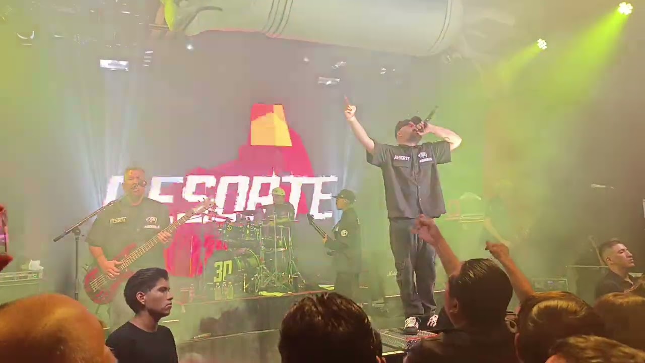 CALIENTE, RESORTE, LUNARIO CDMEX 30 AÑOS 