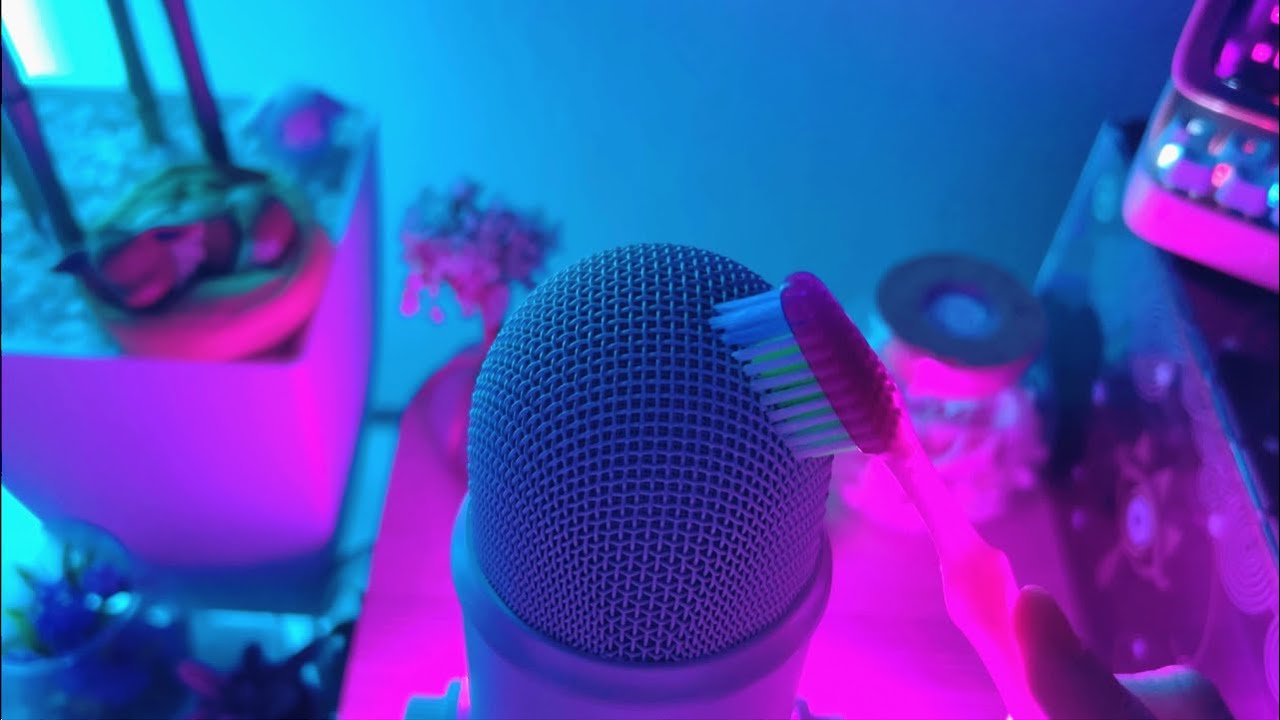 ASMR Fast and Aggressive Mic Brushing [Toothbrush] | NO TALKING