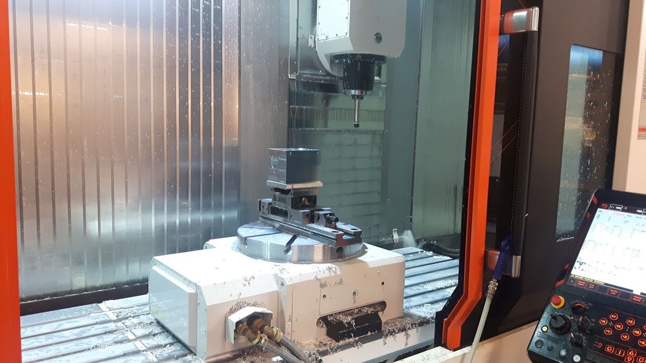 Mazak VTC800/30SR - Milling aluminium block