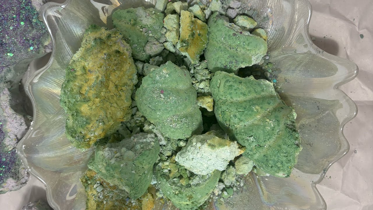 Reform meets plainjane chalk, always a vibes 🙌🏽👌🏽💚