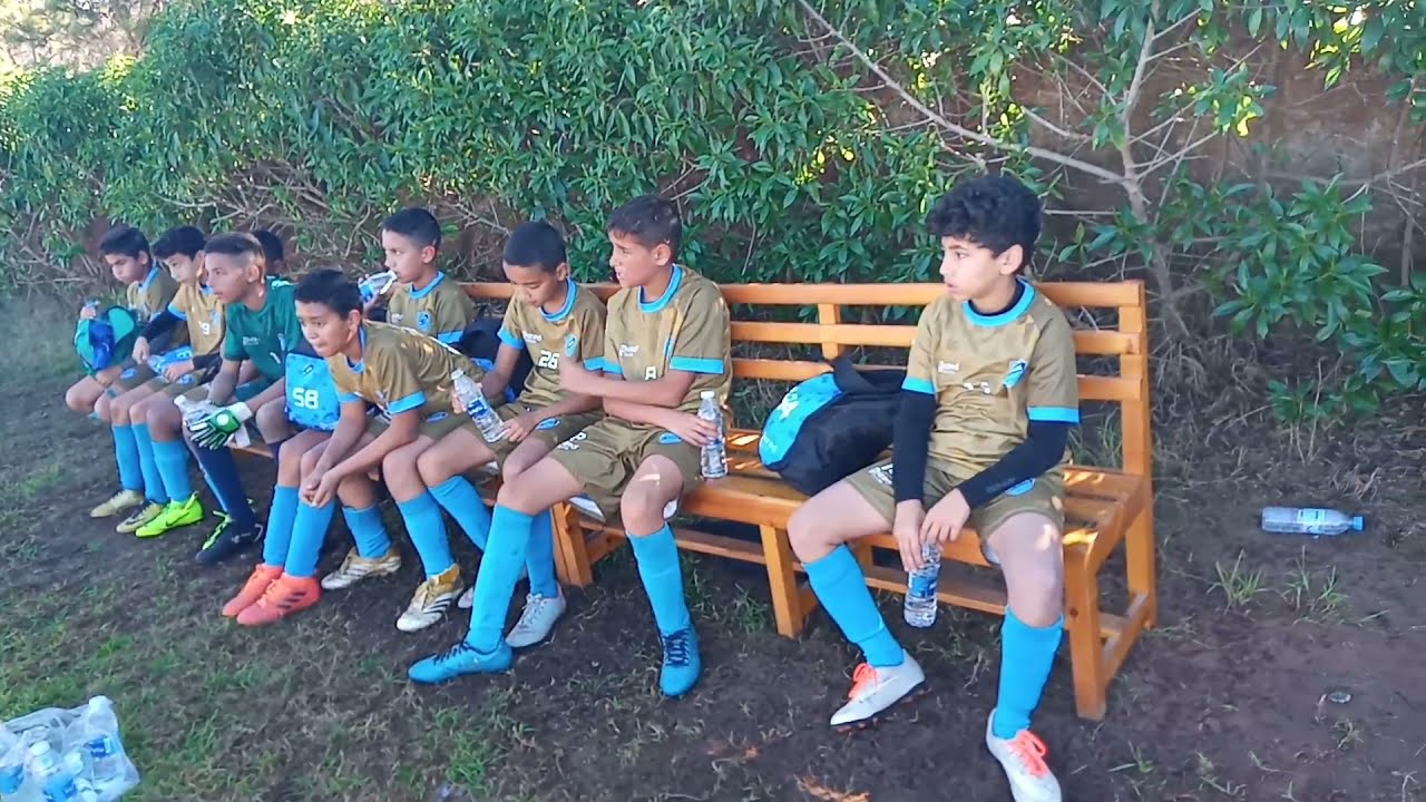 فريق نادي أمل المحمدية متحمسين للمقابلة كوووووورة⚽⚽⚽⚽