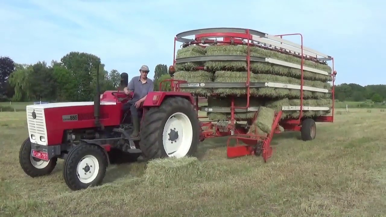 Landb. Van Hullebusch - Knesselare - Steyr 650, John Deere 346 en Kemper Ballen automat